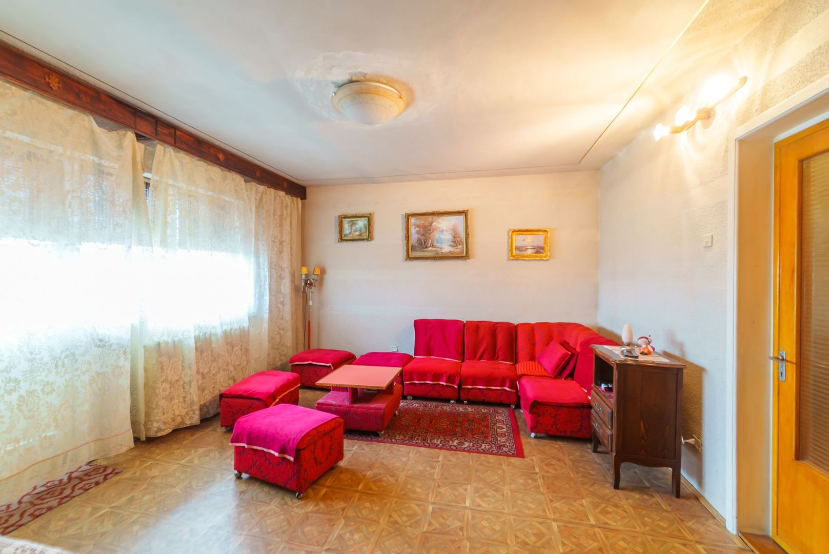 Oportunitate! Apartament 4 camere cu panoramă către Calea Radnei - Poză 2