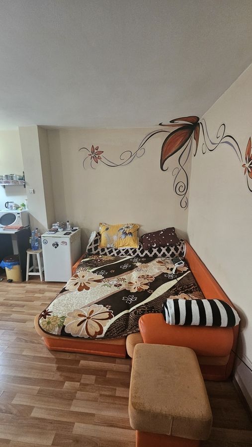 GARSONIERA LUJERULUI BLOC 1979 - Poză 2