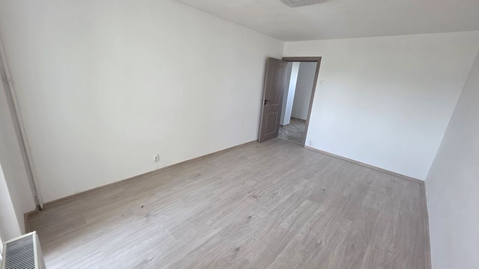 Apartament 2 camere, Bld. Brancoveanu, zona Huedin. - Poză 5