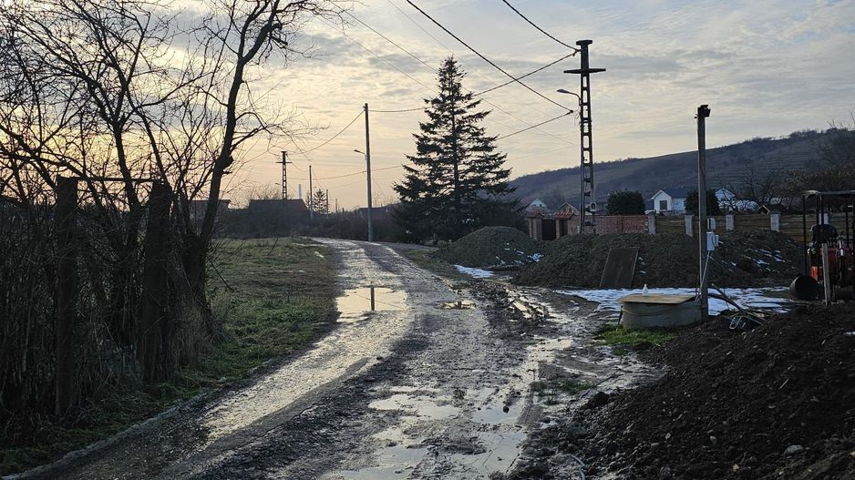 Casa Oncea cu teren 800 mp - Poză 8