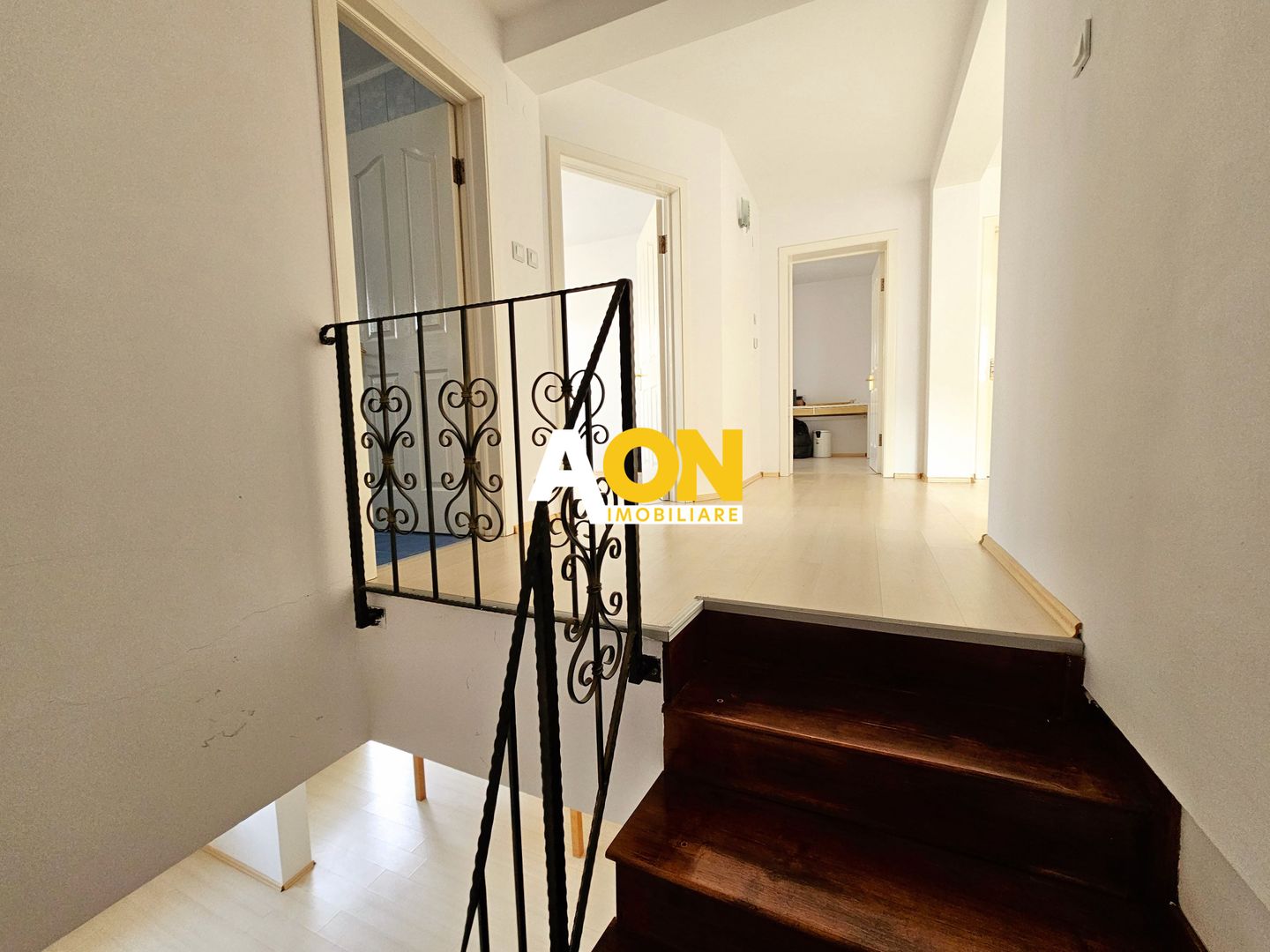 Apartament cu 4 camere, 130 mp utili, Ampoi 1 - Poză 8