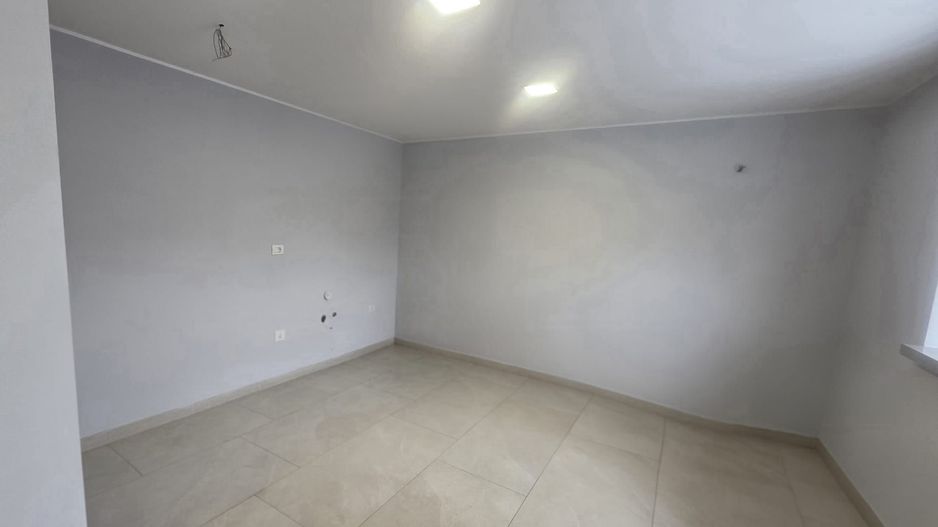 Spatiu Comercial | Calea Unirii | 40MP Utili - Poză 4