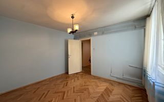 Apartament 4 camere, parter inalt zona Punctele Cardinale - Central - Poză 9