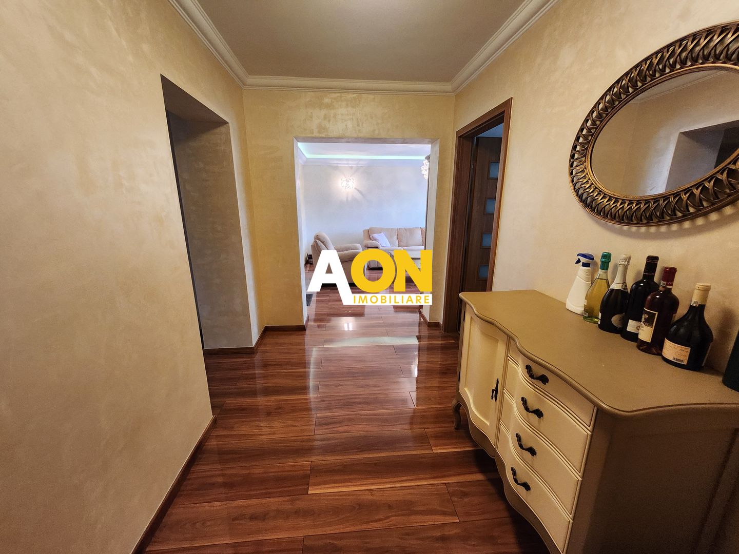 De vanzare  apartament 3 camere, Closca - Poză 10