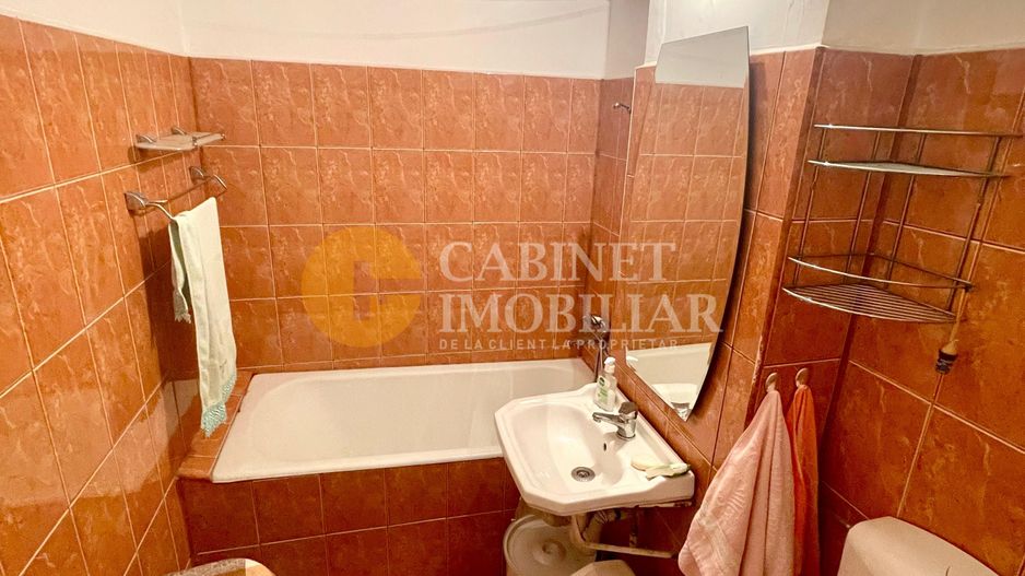 Cotnari -  Etaj Intermediar - 2 camere decomandat - Fara Risc - Poză 5