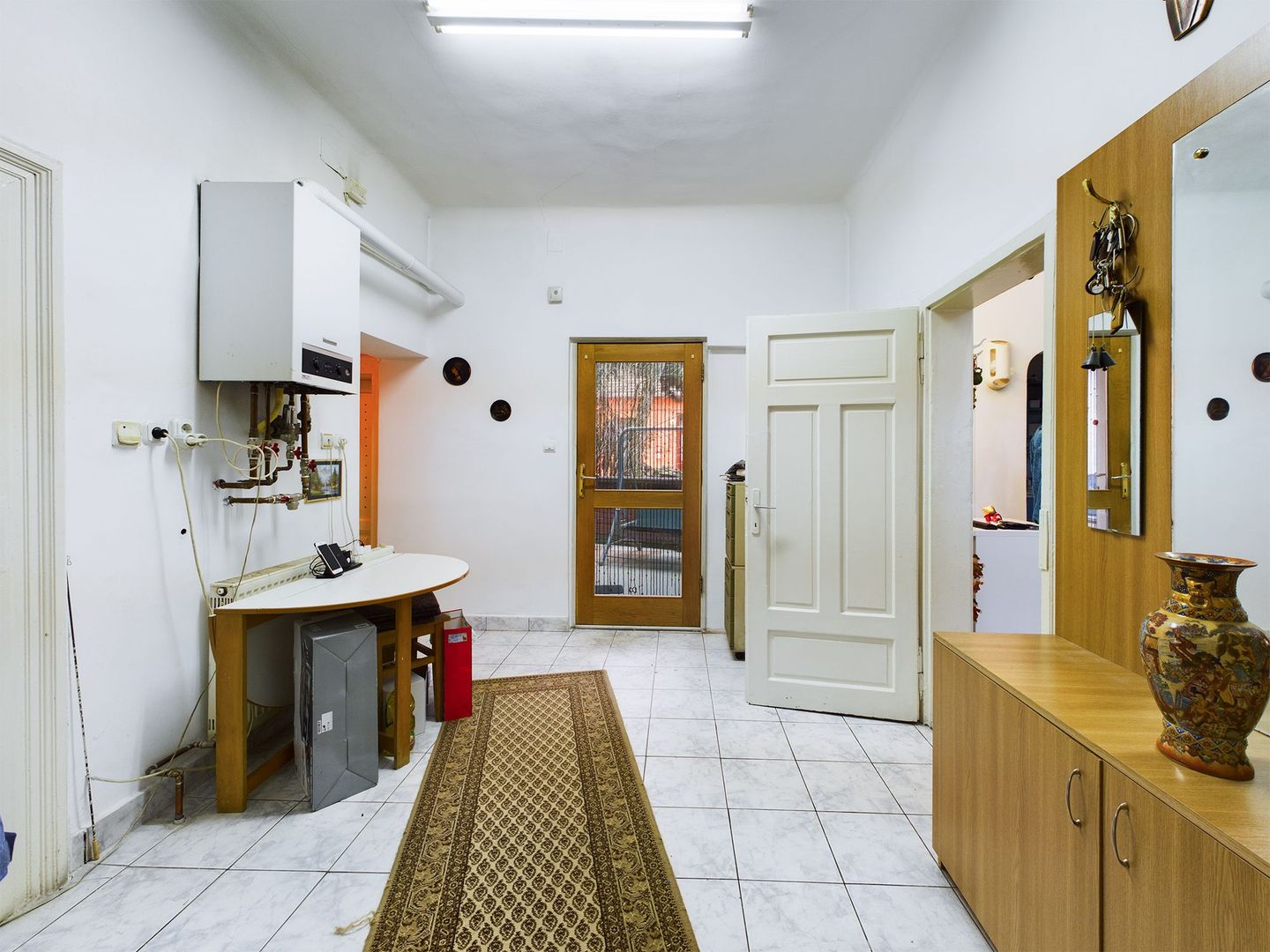 Apartament cu 4 camere la casa in centru - Poză 10