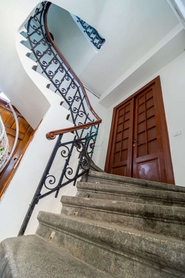 Vila interbelica AIRBNB "la cheie" - Poză 20