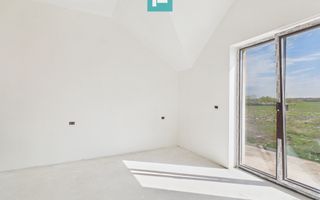 Duplex luminos 101 mp utili, teren 350mp în Covaci - Poză 23