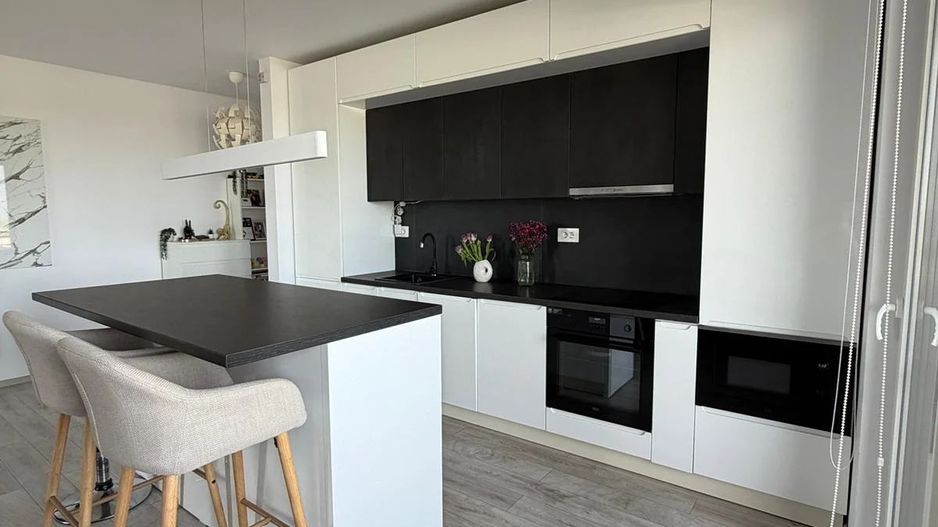 Apartament 2 Camere, Zona Aradului, Mobilat si Utilat Complet, Parcare Subterana - Poză 2