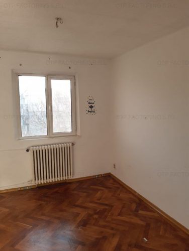 Apartament 3 camere Ghirlandei - Poză 3