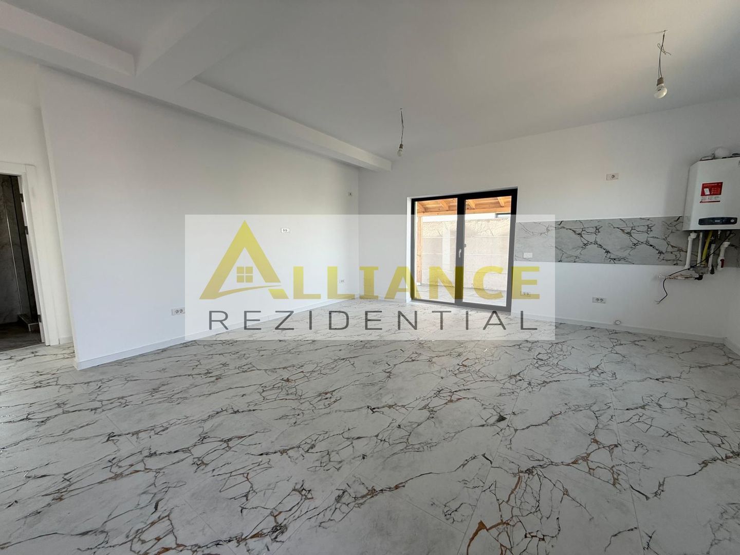 Casa individuala parter ~ 4 camere 2 bai ~350mp teren ~ - Poză 3