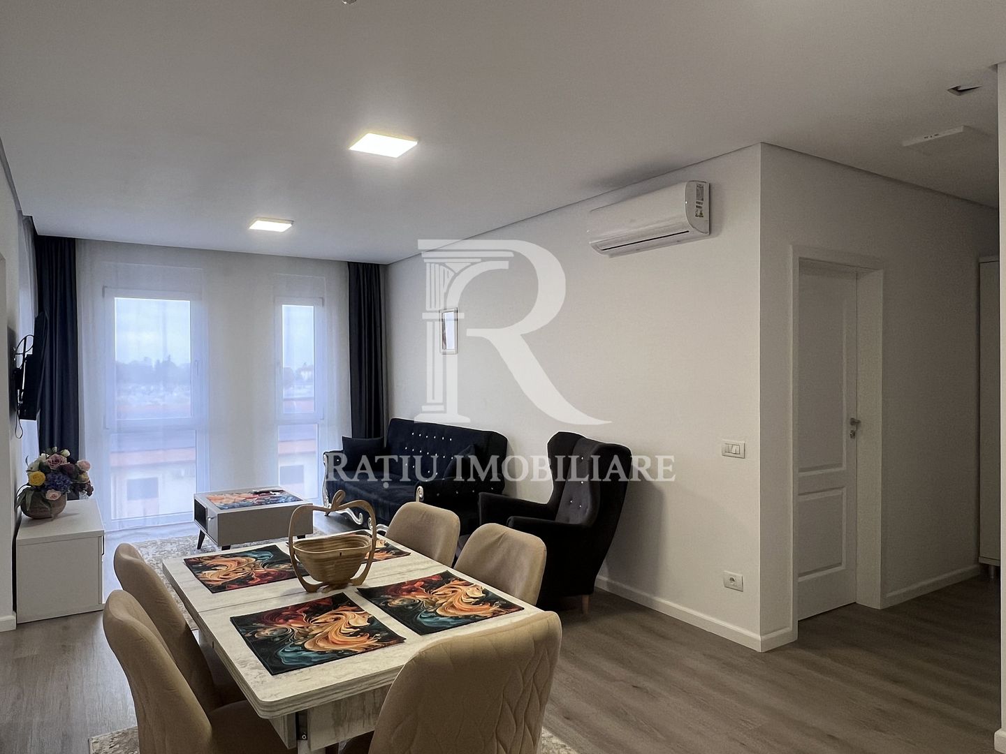 Apartament cu 2 camere | Parcare | Etaj 2 | Universitatii | Oradea - Poză 1