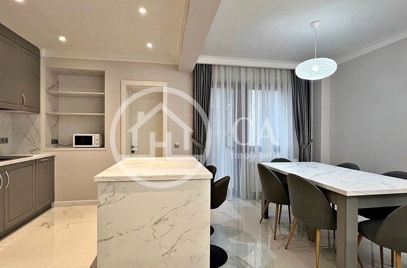 Apartament de închiriat cu 3 camere în zona ULTRACENTRALĂ, Oradea - Poză 1