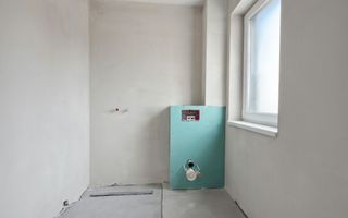 Duplex superb cu 5 camere despartit prin garaj | Dumbravita - Poză 9
