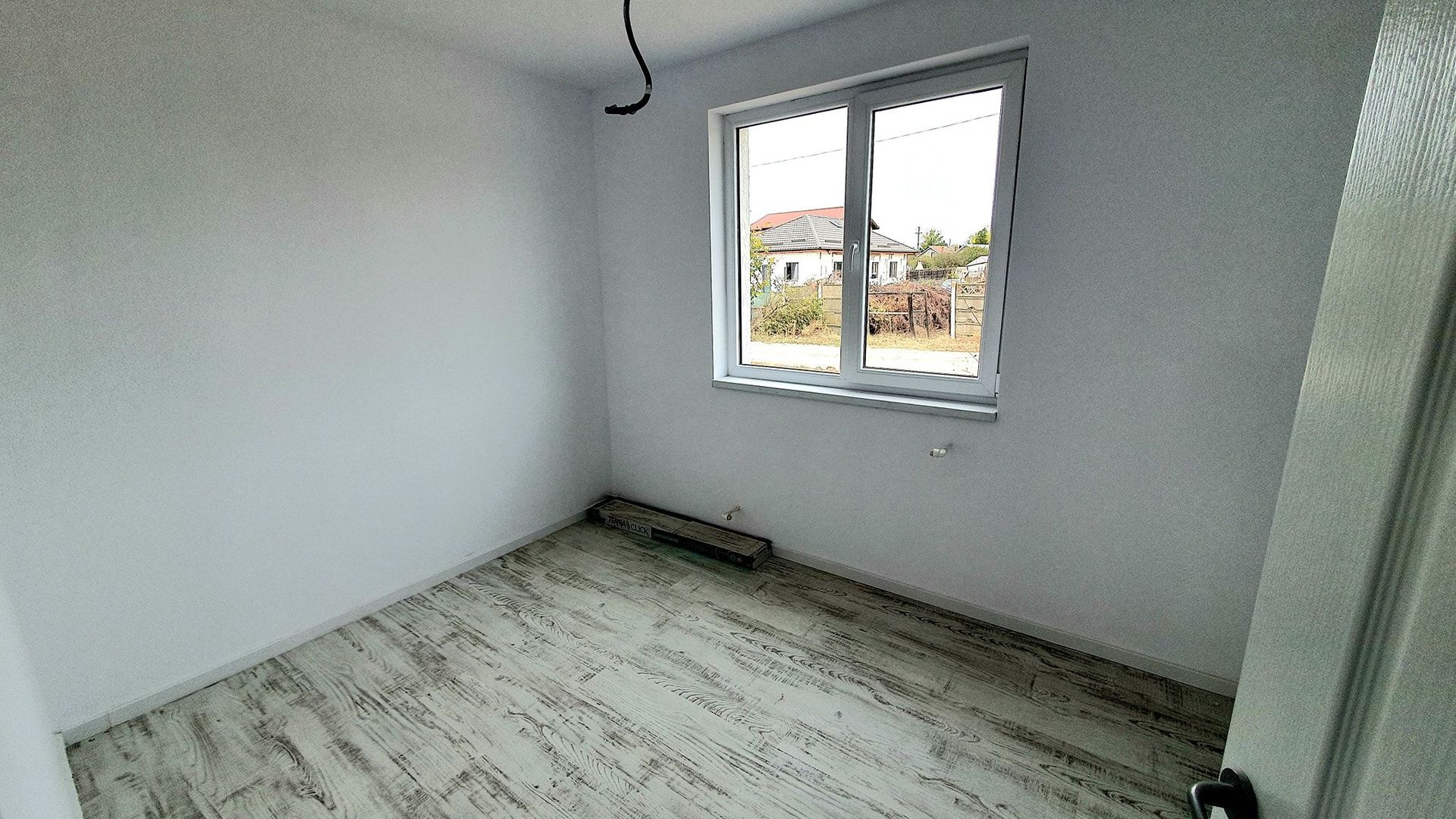 Căsuță (nu doar) de week-end pentru pasionații de pescuit și natură. - Poză 5