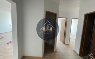 Apartament 3 camere nou, zona Ultra-Centrală la Etajul 2 - Poză 3