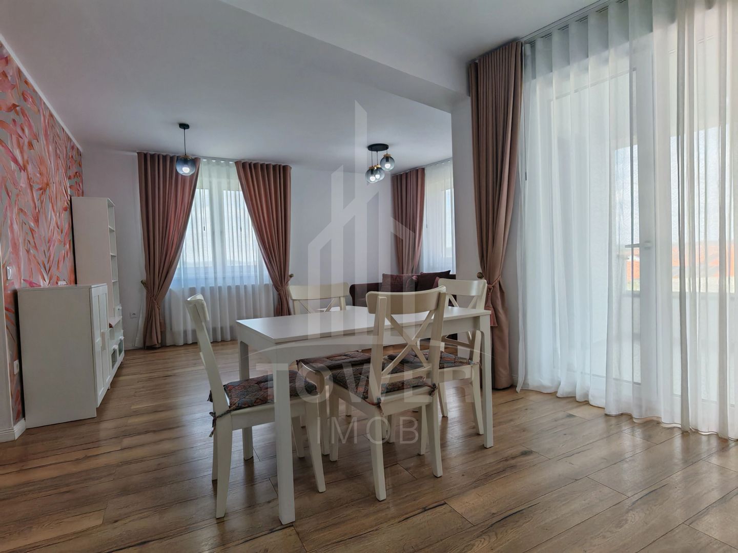 Apartament vânzare  et.2 Modern 70 mp utili zona Brana - Poză 3