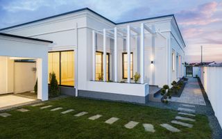 Duplex premium pe parter- 4 camere - la doar 7 min de Timisoara - Poză 1