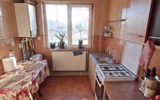Apartament 3 camere  Podu Ros- 350 EURO - Poză 7