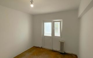 Apartament 4 camere decomandat - zona Galata - Poză 4