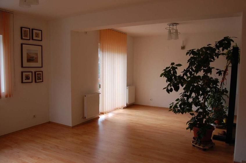 Vila cocheta 3 camere in cartierul Azur, Pipera - Poză 3