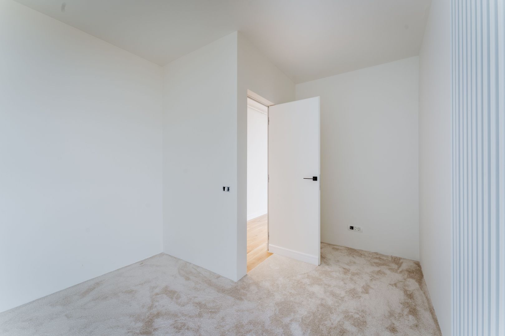 Apartament nou 2 camere zona ultracentrală - Poză 4