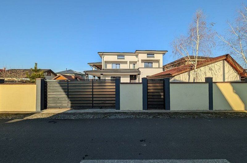 Casă Spațioasă 242 mp Utili și 600 mp Teren – Dragomirești-Deal - Poză 4