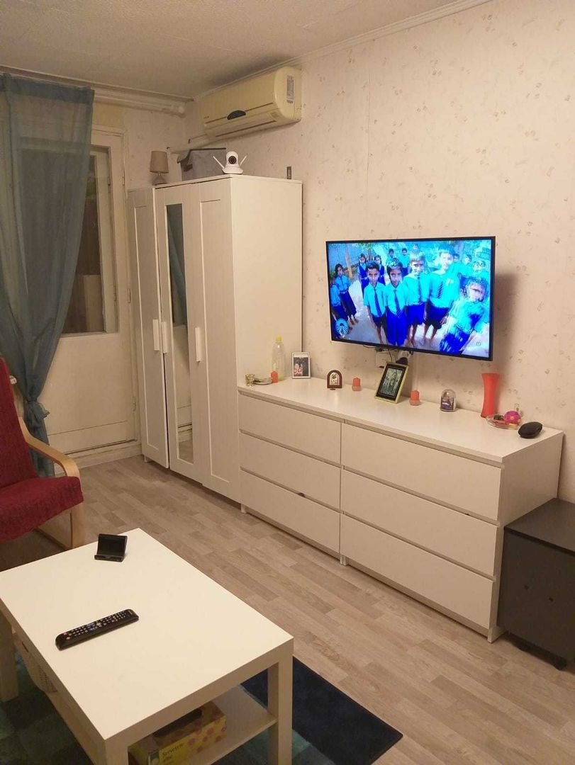 Vanzare apartament de 2 camere decomandat in Titan -Jean Steriadi, boxa - Poză 5