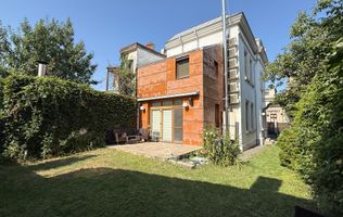 Vilă interbelică de închiriat | Curte 280 mp | Cartierul Armenesc