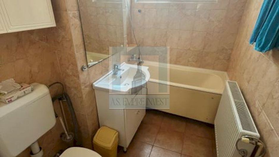 Apartament 3 camere - zona Centrul Civic - Poză 12