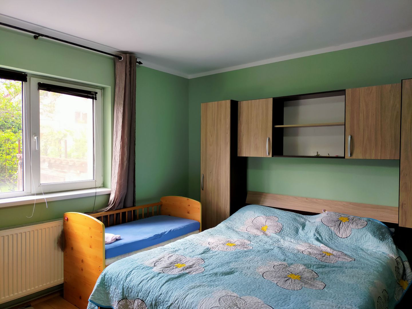 Casa cu 3 apartamente în Dumbravita aproape de pădure - Poză 16