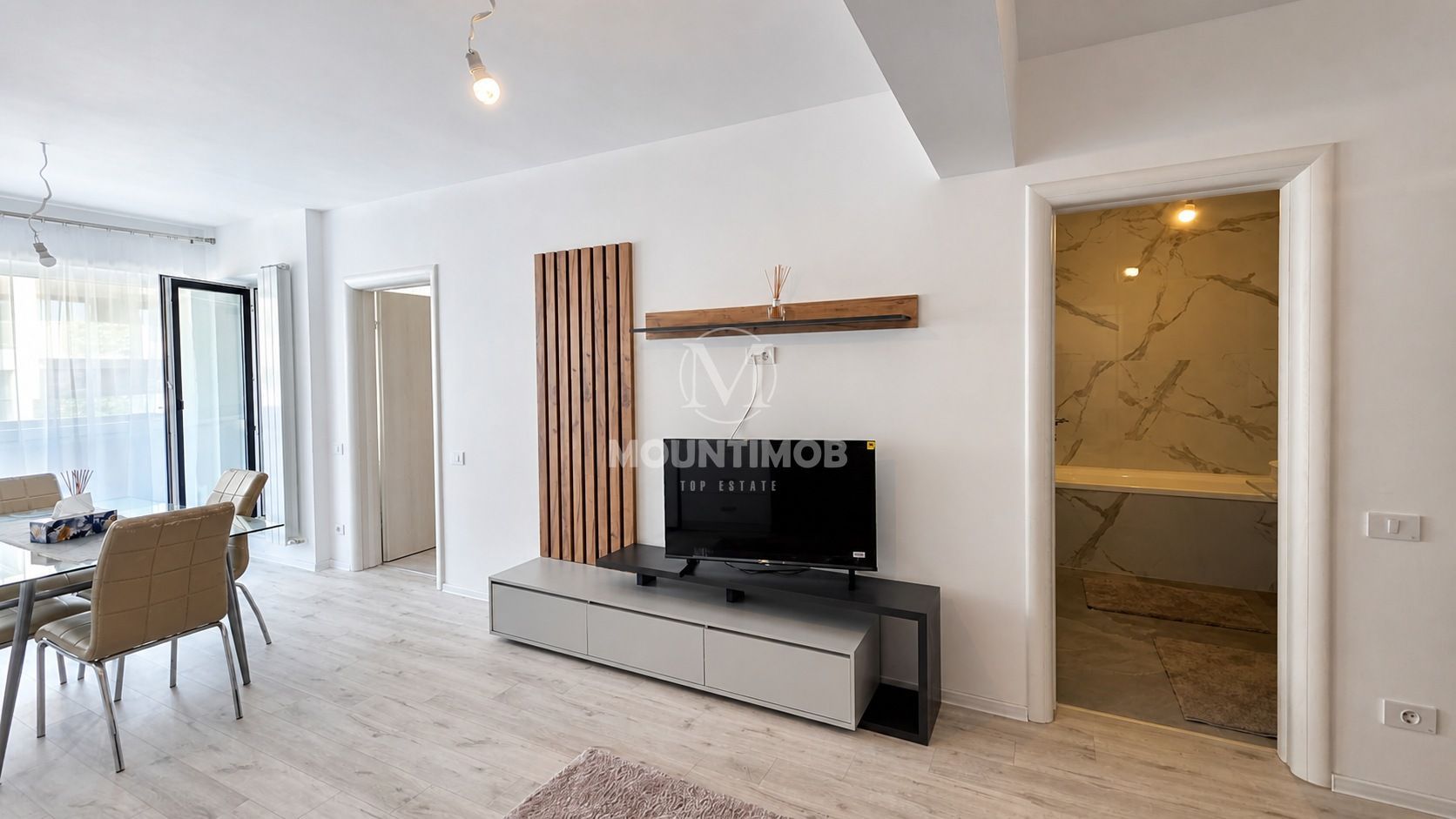 Studio spatios 42,67 mp + balcon 9 mp, Etaj 2 | Parcare subterană - Poză 2