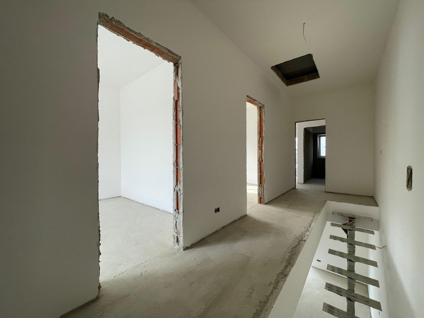 Duplex 3 dormitoare - toate utilitatile - Mosnita - Urseni - Poză 5