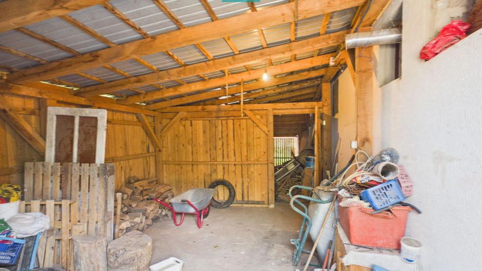 Casă retrasă Pișchia – 4 camere, teren 920 mp - Poză 70