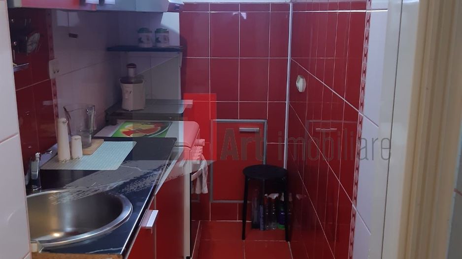 Garsoniera Calea Grivitei cu acces direct la terasa de 200 mp - Poză 4