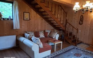 Bran, casa de vacanta + teren , Zona Club Vila Bran - Poză 6