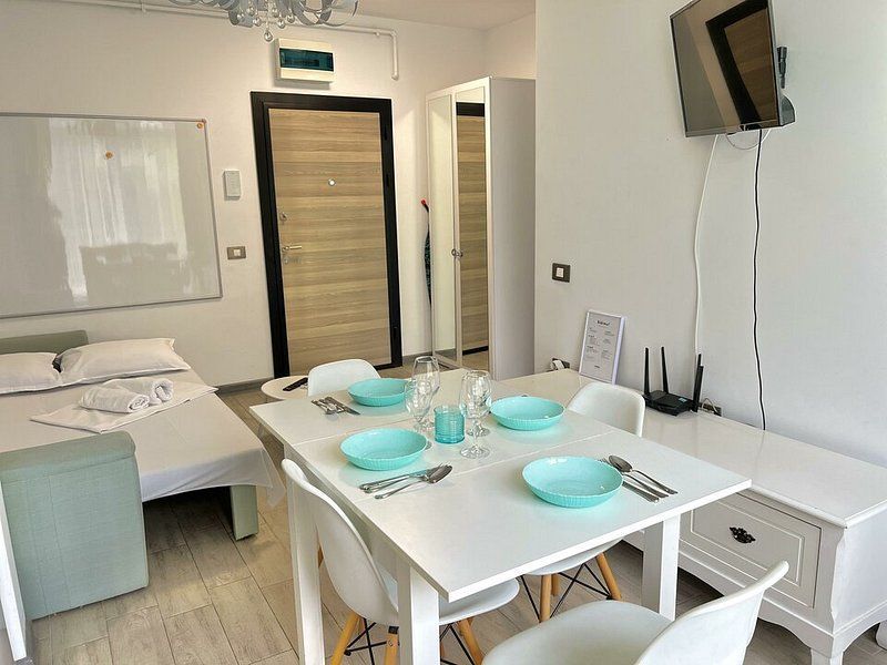 Apartament 2 camere tip Studio modern – Alezzi Beach Resort - Poză 8