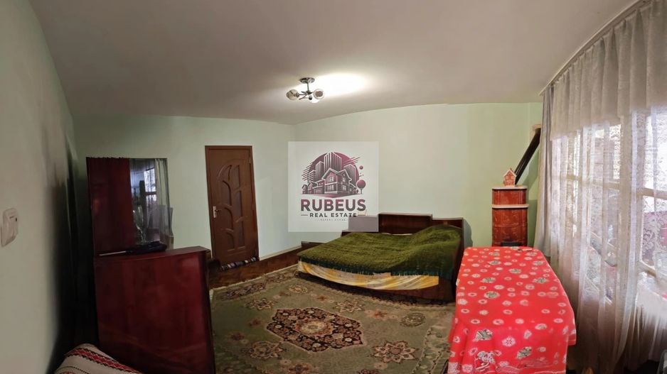 Casa cu personalitate in Calomfirescu – spatiu, liniste si teren gener - Poză 15