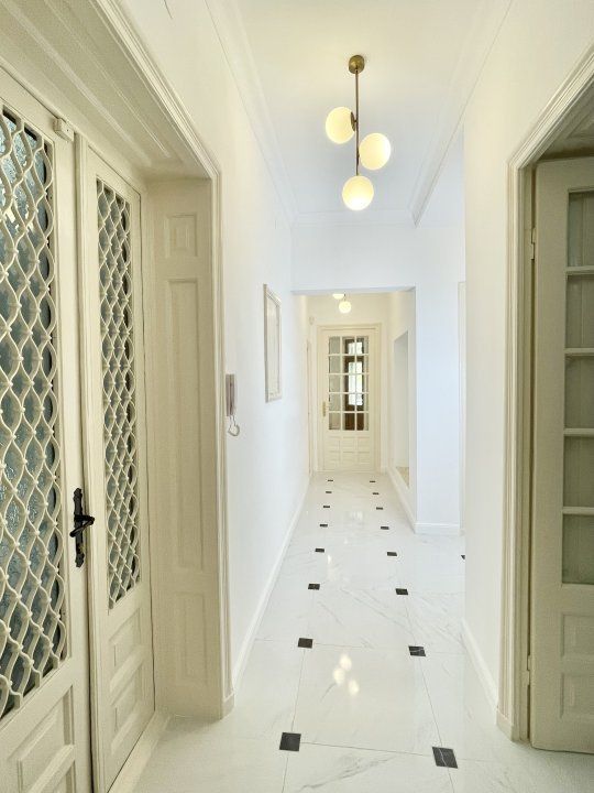 Apartament in vila / 4 camere decomandat / Gradina Icoanei / Dacia - Poză 8