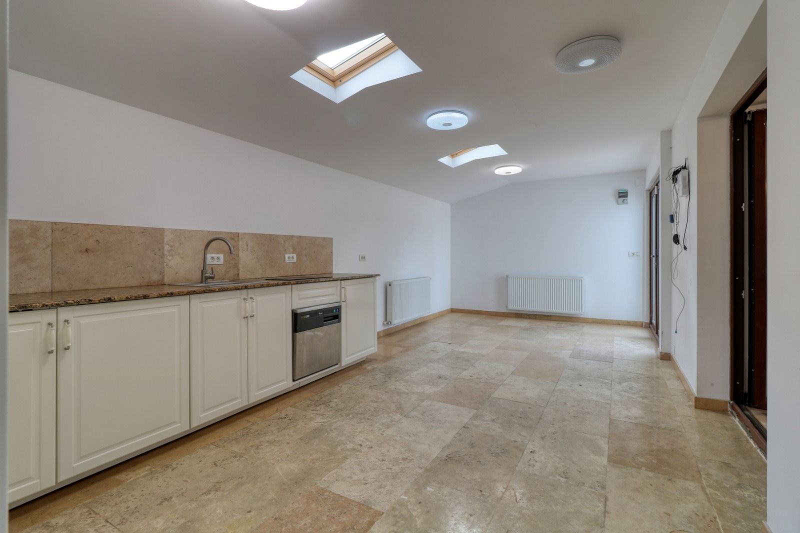 Paradisul Verde – Vilă P+1E, High-Premium- 200mp   Comision 0% - Poză 17