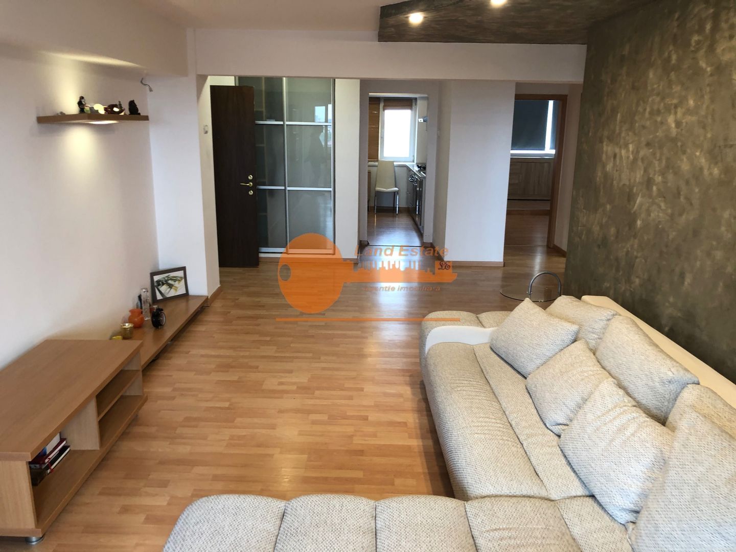 3 camere Domenii-Ion Mihalache - Poză 1