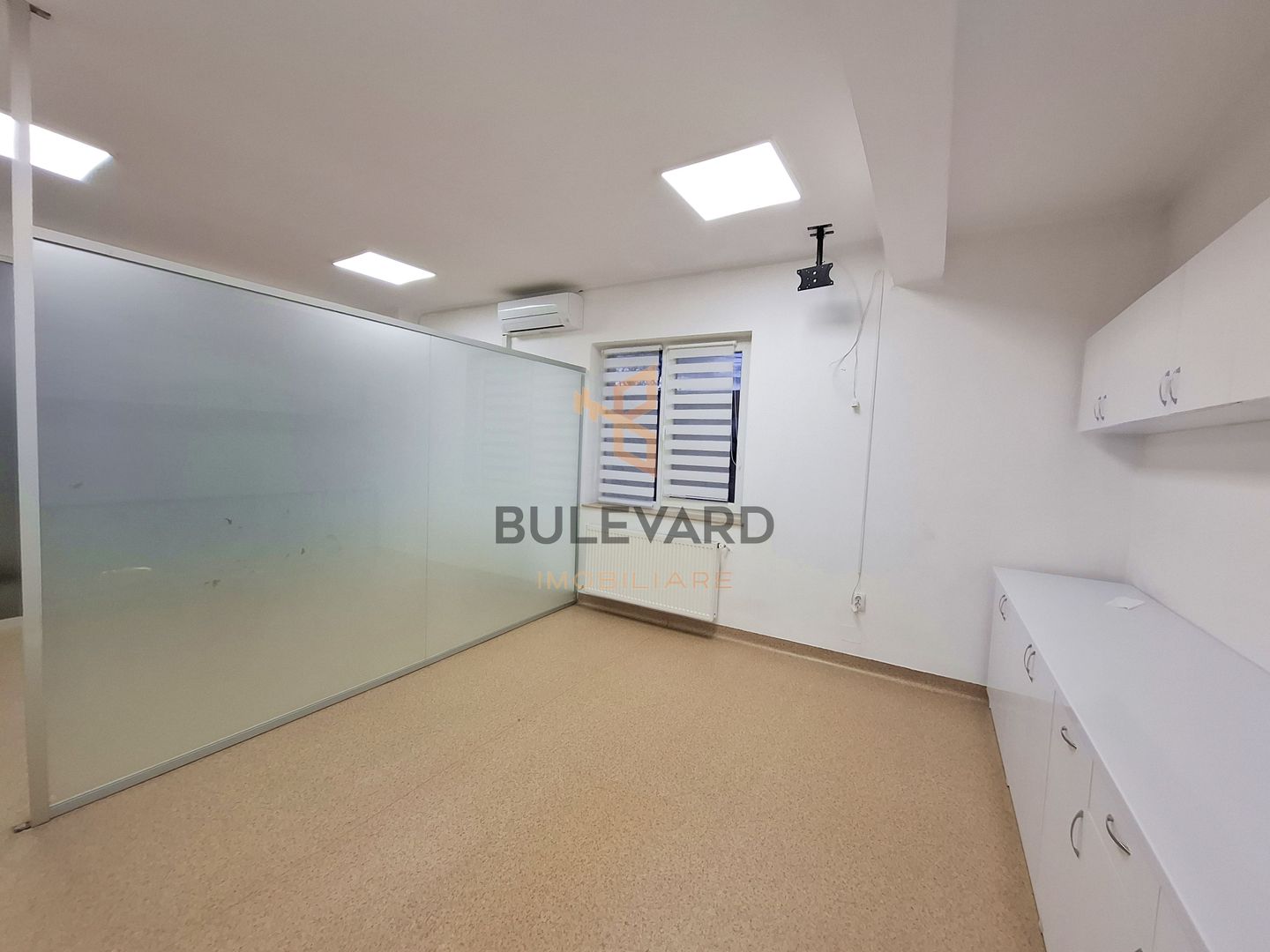 Spatiu comercial pretabil pentru activitati medicale, clinica! - Poză 15