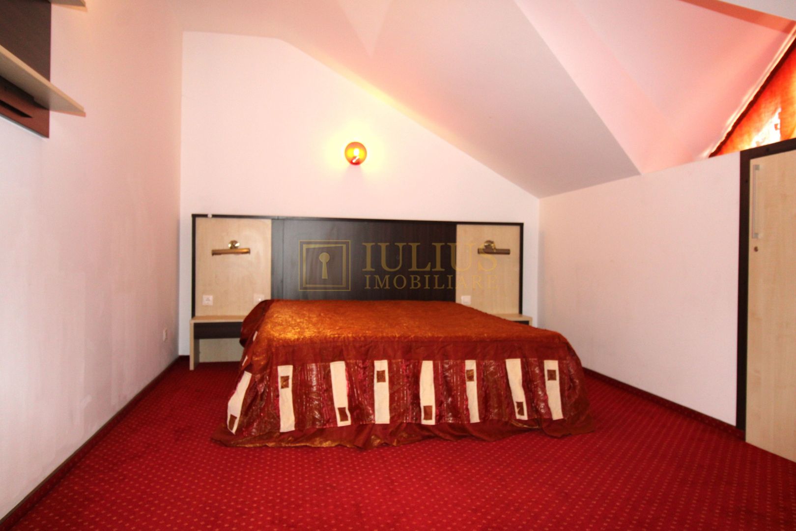 Casă individuală – Dumbrăvița, mobilata si utilata, spatii generoase. - Poză 21