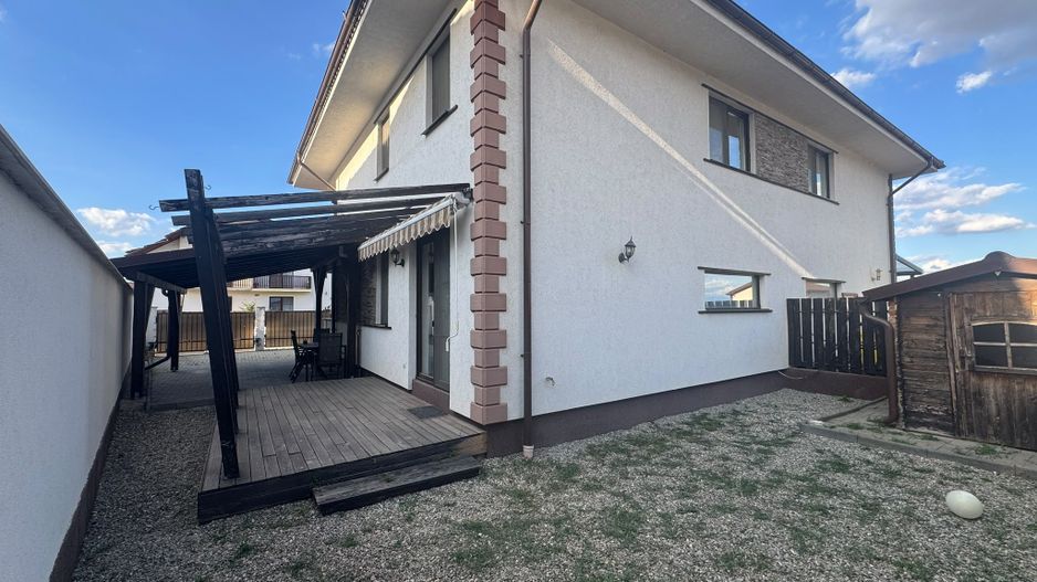 Casă 4 camere de inchiriat, carport, curte 180 mp - C. Arhitectilor - Poză 3