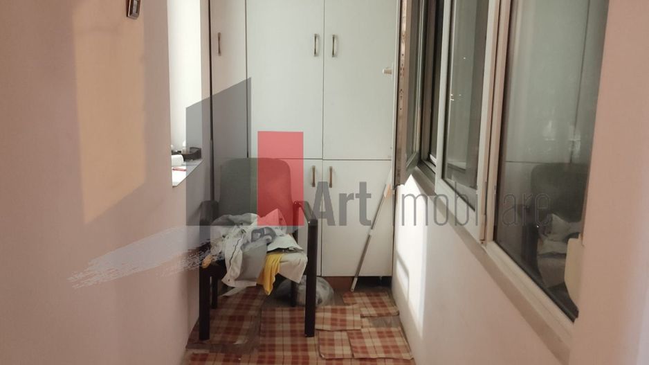 Vânzare apartament semidecomandat 2 camere Bd. Obregia - Poză 8