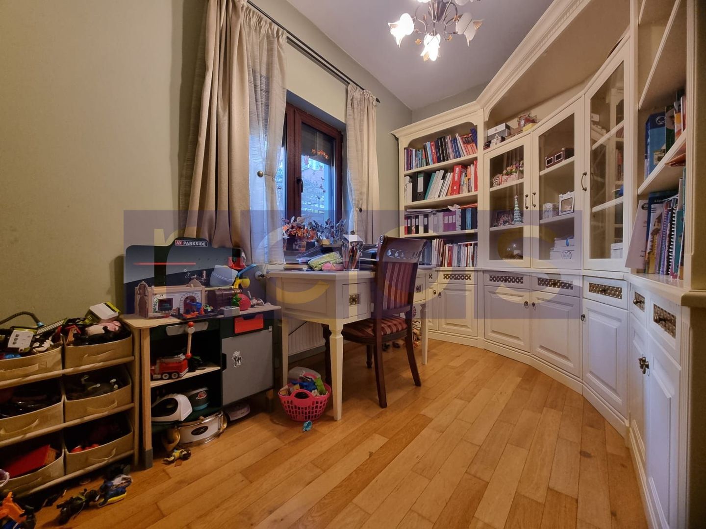 VANZARE- 9- CAMERE (S+P)- VILA -COTROCENI - Poză 9