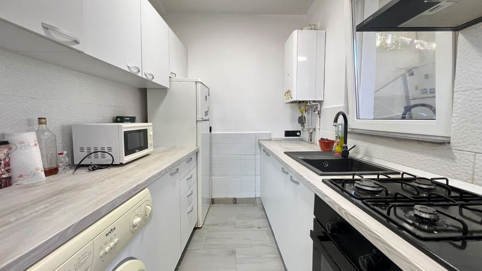 Casa individuala cu 3 camere | Curte cu terasa | Gratar din caramida | Parcare - Poză 9