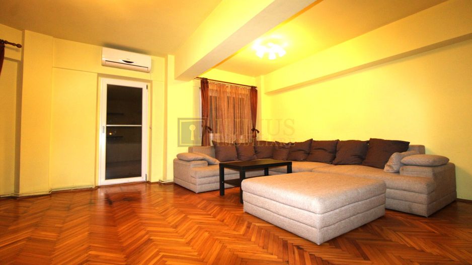 Complex, 4 camere, centrală proprie, aer condiționat - Poză 2