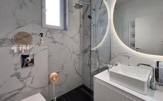 Vilă individuală elegantă, complet mobilată și utilată, lângă parcul și pădurea din Corbeanca - Poză 12