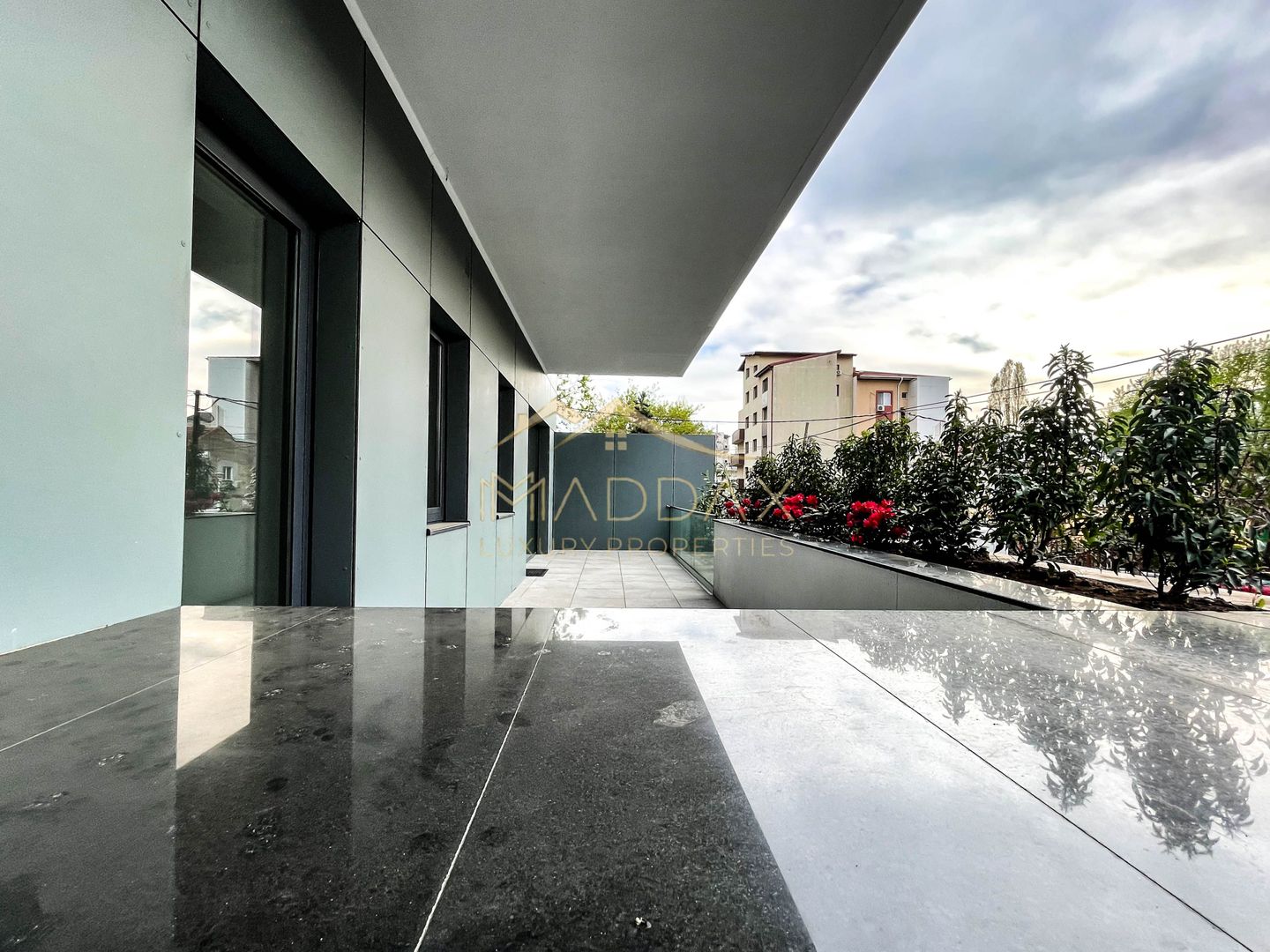 2 Rooms 100 sqm / high ceiling ***LUX***First Rent***/ Floreasca / 2 Parking - Poză 4